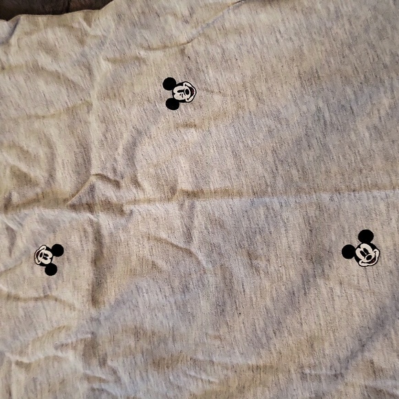 NWT! Mickey Mouse All Over Printed Tshirt! Size Small! - Picture 6 of 6